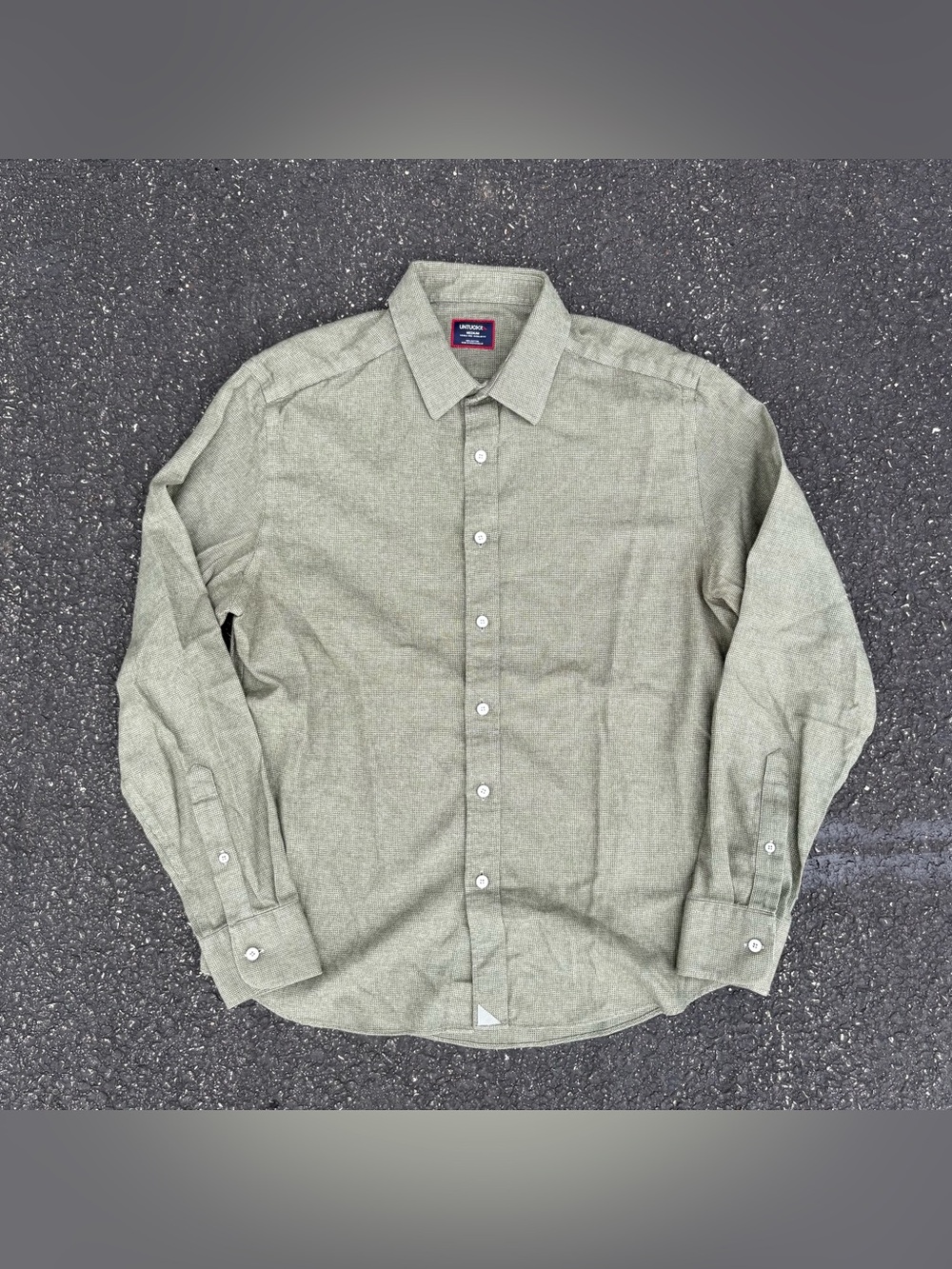 Untuckit Button Down Shirt Men Medium Olive Soft Knit Wrinkle Free Long Sleeve